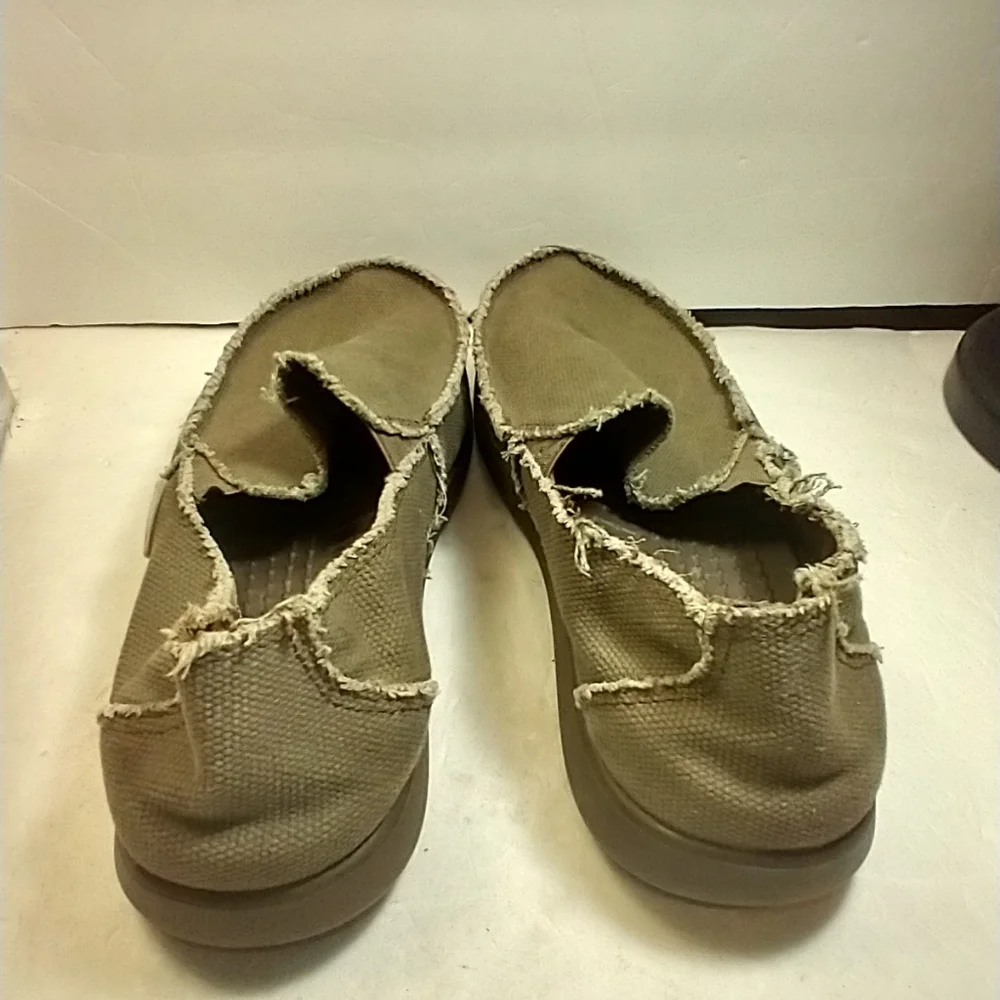 Crocs Santa Cruz Slip On Canvas Loafers Shoes Men's sz 8